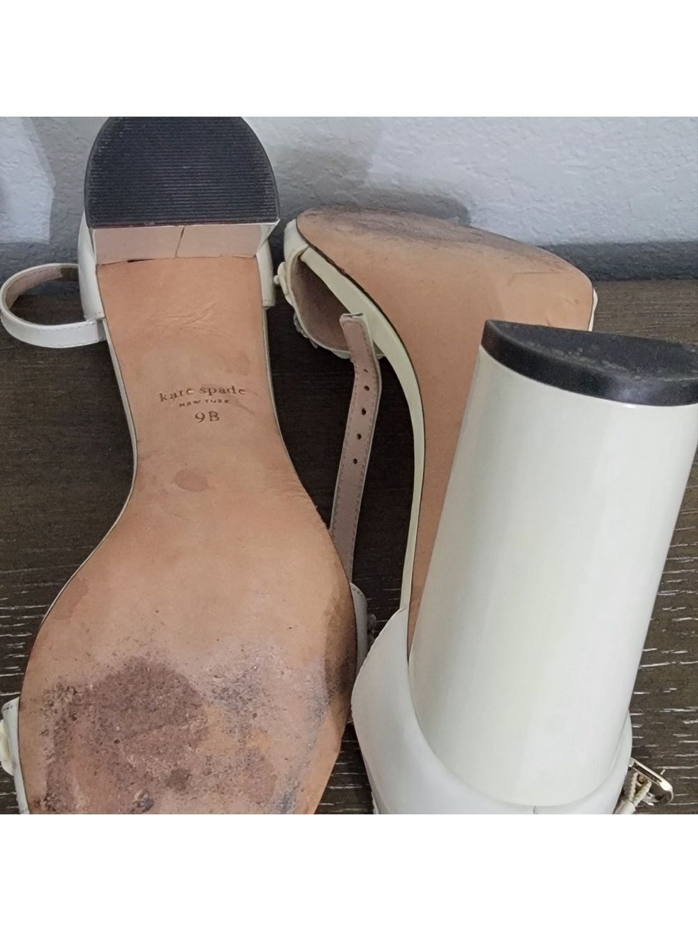 Kate Spade New York Off White Leather Sandals Heels Size 9 - Picture 5 of 5